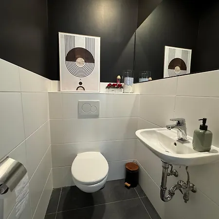 M-Stay Apartment 03, 24H Self-Check-In, U-Bahn Maximilianstrasse *